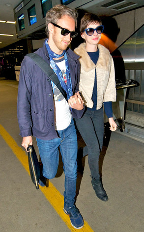 Anne Hathaway, Adam Shulman Anne Hathaway, Adam Shulman